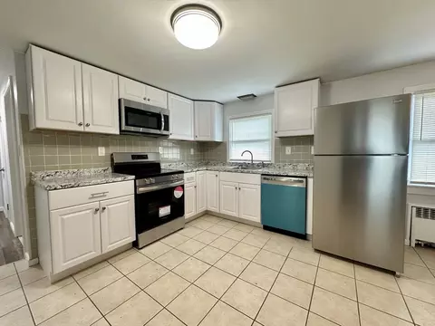Kitchen - 137 Carroll St, Springfield, MA 01108 photo 2 of 3