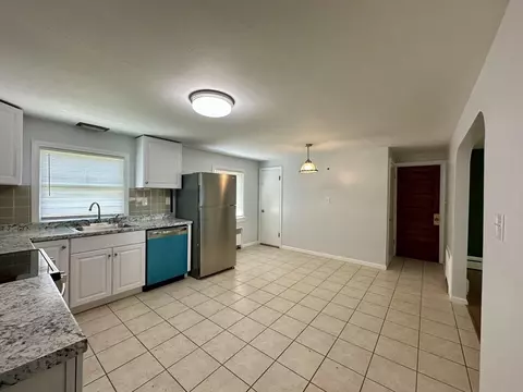 Kitchen - 137 Carroll St, Springfield, MA 01108 photo 3 of 3