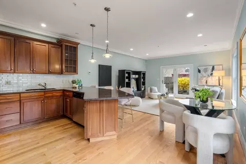18 Maple Ct #18, Needham, MA 02492 photo 7