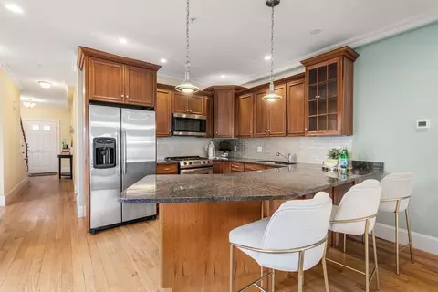 18 Maple Ct #18, Needham, MA 02492 photo 9