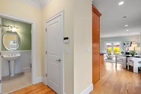 18 Maple Ct #18, Needham, MA 02492 photo 12