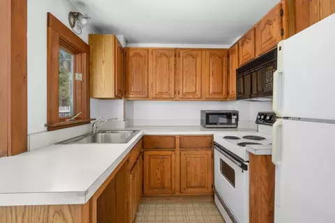 25 Charlotte Ave, Cotuit, MA 02635 photo 16