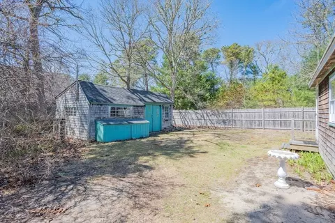 25 Charlotte Ave, Cotuit, MA 02635 photo 37