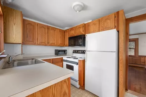25 Charlotte Ave, Cotuit, MA 02635 photo 14