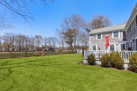 Exterior - 26 Aberdeen Rd, Hingham, MA 02043 photo 7 of 8