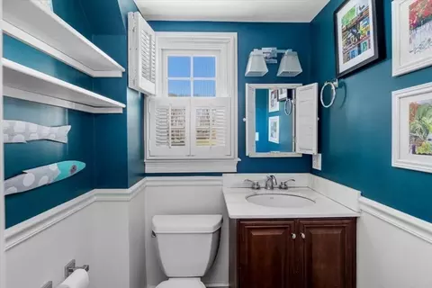 Bath - 26 Aberdeen Rd, Hingham, MA 02043 photo 1 of 4