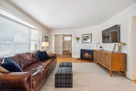 36 Marion Rd, Marblehead, MA 01945 photo 16