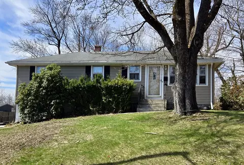11 Vincent Ave, Worcester, MA 01603