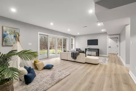 114 Forest St, Reading, MA 01867 photo 29