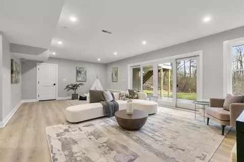 114 Forest St, Reading, MA 01867 photo 28