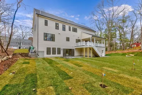 114 Forest St, Reading, MA 01867 photo 40