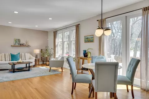 364 Linwood Ave #364, Newton, MA 02460
