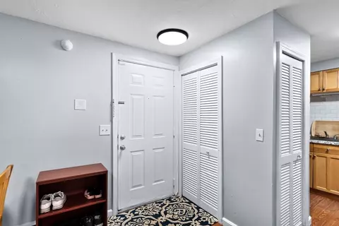 Entry Way - 11 Gibbs St #C40, Worcester, MA 01607 photo 1 of 1
