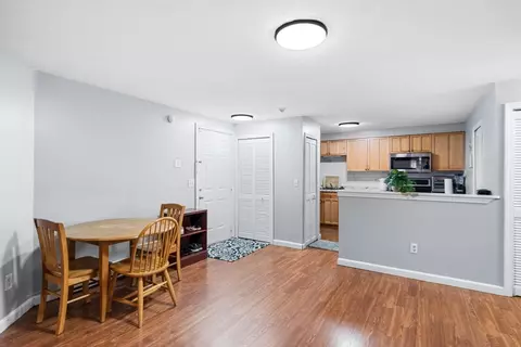 Dining - 11 Gibbs St #C40, Worcester, MA 01607 photo 1 of 1
