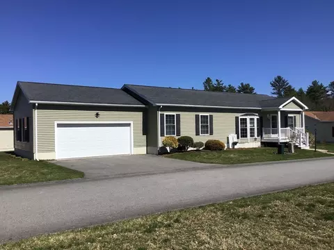 5105 Green St, Middleboro, MA 02346