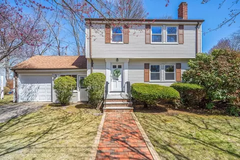 63 Hurlcroft Rd, Milton, MA 02186