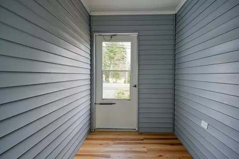 Exterior - 43 Cape Rd, Mendon, MA 01756 photo 3 of 3
