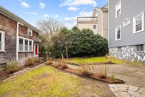 Exterior - 572 William St, Fall River, MA 02721 photo 7 of 10