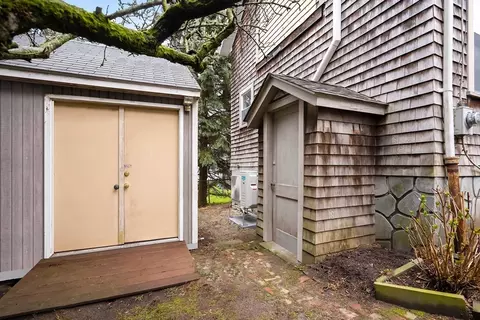 Exterior - 572 William St, Fall River, MA 02721 photo 6 of 10