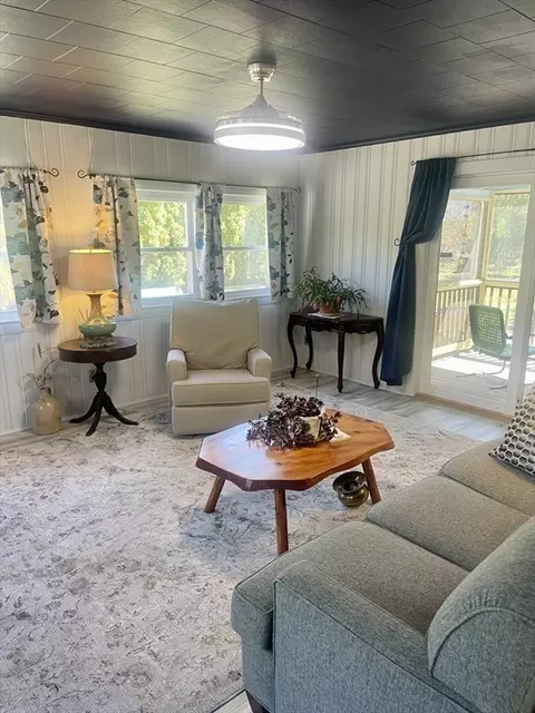 64 Swifts Beach Rd, Wareham, MA 02571 photo 13