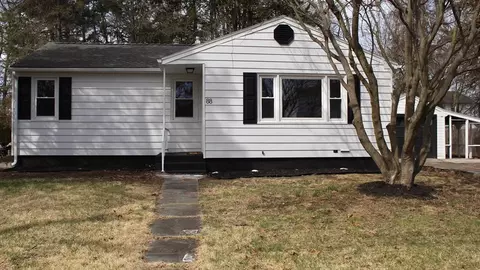 88 Glenwood St, Springfield, MA 01119