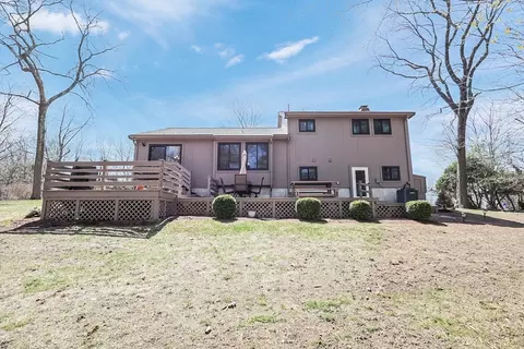251 Irondequoit Rd, Franklin, MA 02038 photo 36