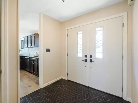 251 Irondequoit Rd, Franklin, MA 02038 photo 4