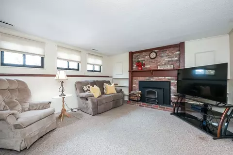 251 Irondequoit Rd, Franklin, MA 02038 photo 31