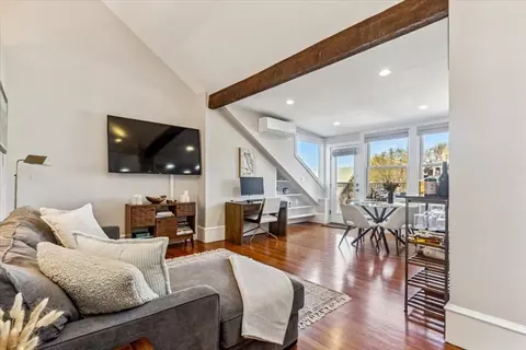 427 Shawmut #5, Boston, MA 02118