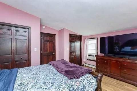 Bedroom - 168 Cottage St, Everett, MA 02149 photo 4 of 6