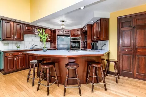 168 Cottage St, Everett, MA 02149
