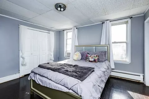 Bedroom - 168 Cottage St, Everett, MA 02149 photo 1 of 6