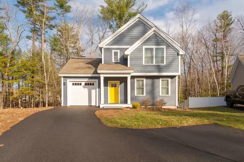 26 Birch Dr, Pepperell, MA 01463