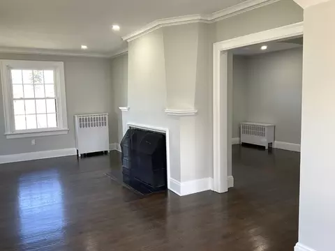 Living - 57 Walnut St, Athol, MA 01331 photo 2 of 4