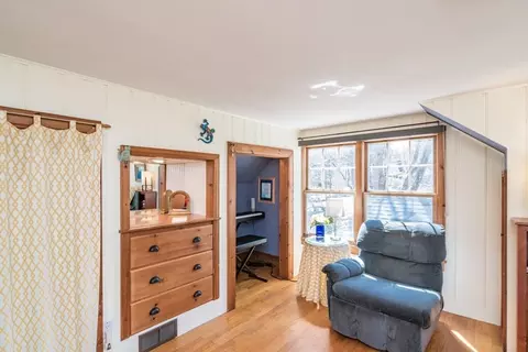 14 Smith St, Amherst, MA 01002 photo 24