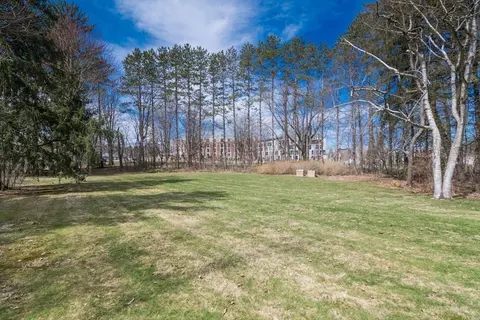 14 Smith St, Amherst, MA 01002 photo 38