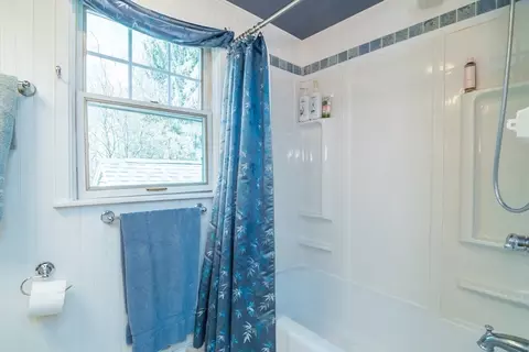 14 Smith St, Amherst, MA 01002 photo 26