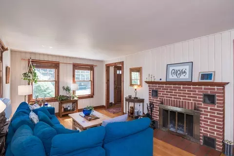 14 Smith St, Amherst, MA 01002 photo 13