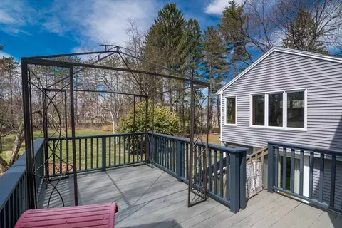 14 Smith St, Amherst, MA 01002 photo 35