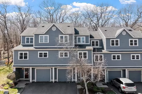 13 Boulderbrook Dr #13, Peabody, MA 01960