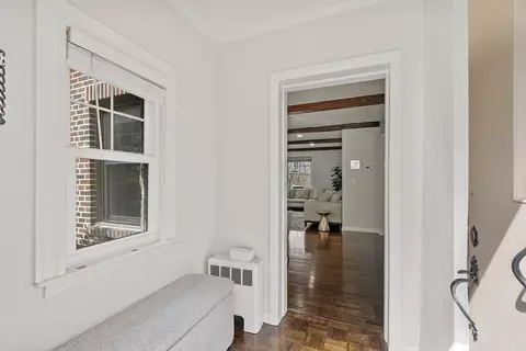 Entry Way - 33 Beechmont St, Worcester, MA 01609 photo 2 of 2