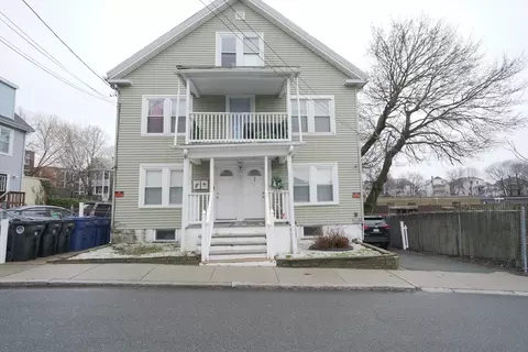 11 Ropes St, Salem, MA 01970