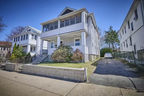 280 Market St, Boston, MA 02135