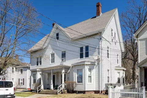 10-12 Patten St, Watertown, MA 02472