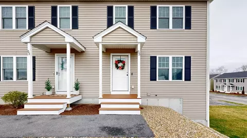 55 Riverside Dr #55, Lakeville, MA 02347