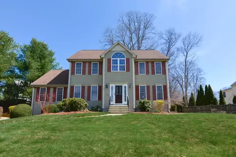11 Quail Creek Rd, North Attleboro, MA 02760