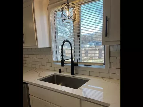 138 Jeffrey Rd, Springfield, MA 01119 photo 10