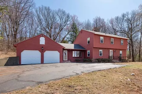 109 Crosby St Ext, Haverhill, MA 01830