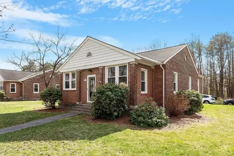 Exterior - 33 Auman St, Devens, MA 01434 photo 3 of 7