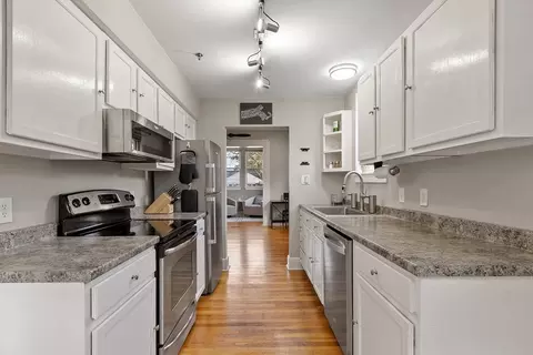Kitchen - 33 Auman St, Devens, MA 01434 photo 2 of 3